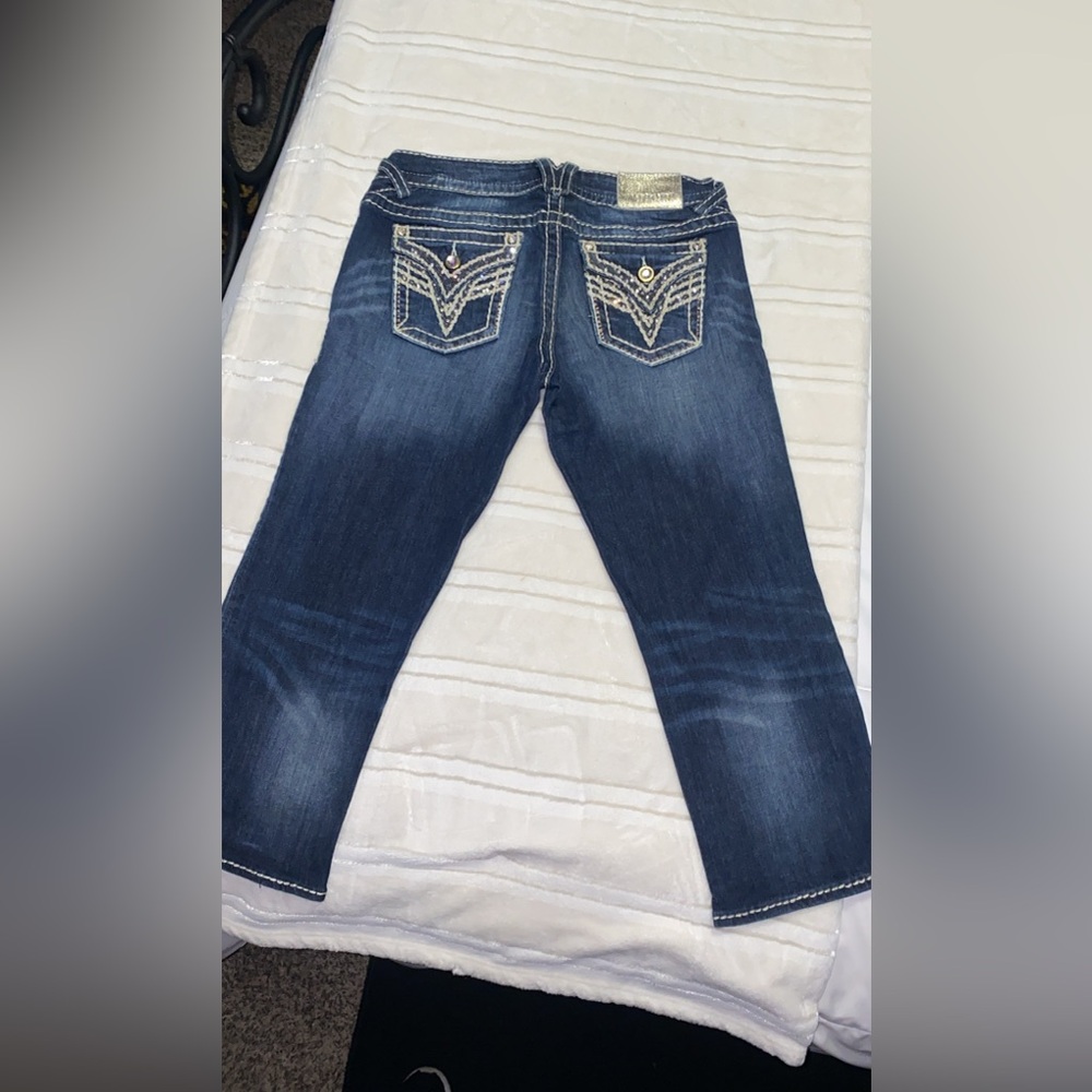 VIGOSS Stylish Blue Denim Jeans with Embellished Pocket - Picture 4 of 7